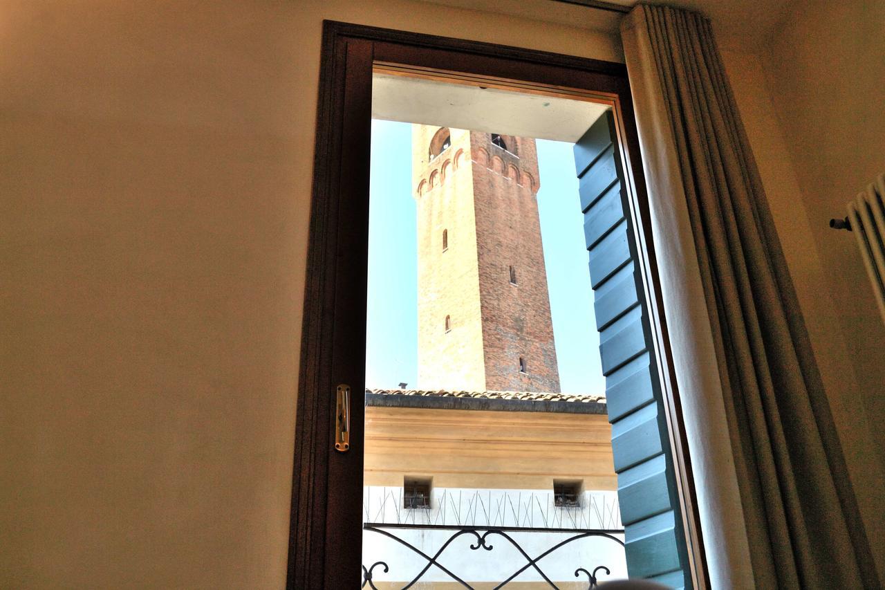 Portico Oscuro Deluxe Apartment - Centro Citta تريفيزو المظهر الخارجي الصورة